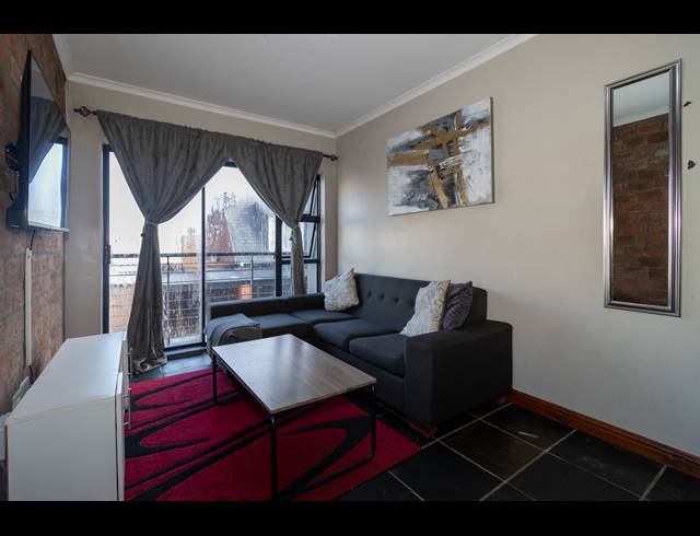 2 BEDROOM APARTMENT FOR SALE IN FLAMINGO VLEI